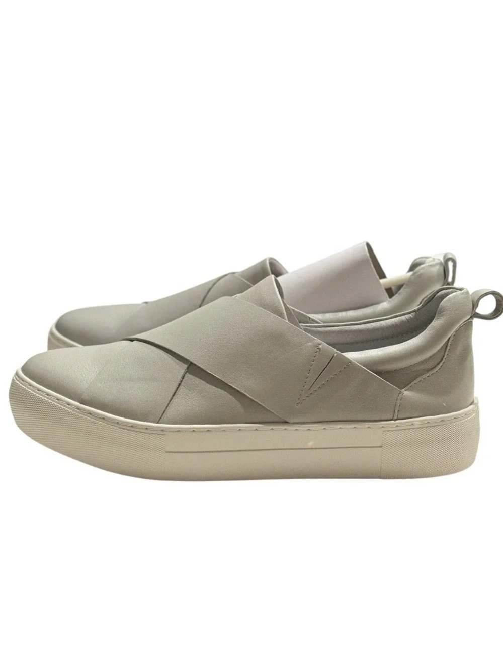 J Slides sleek modern